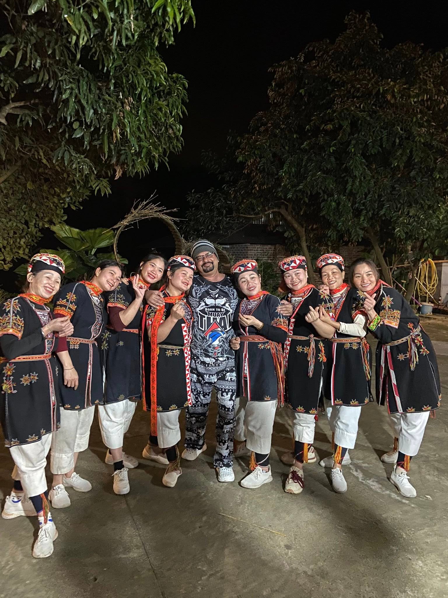 E-Bike Cycling Tour: Hanoi - Ba Be - Ha Giang 7 Days